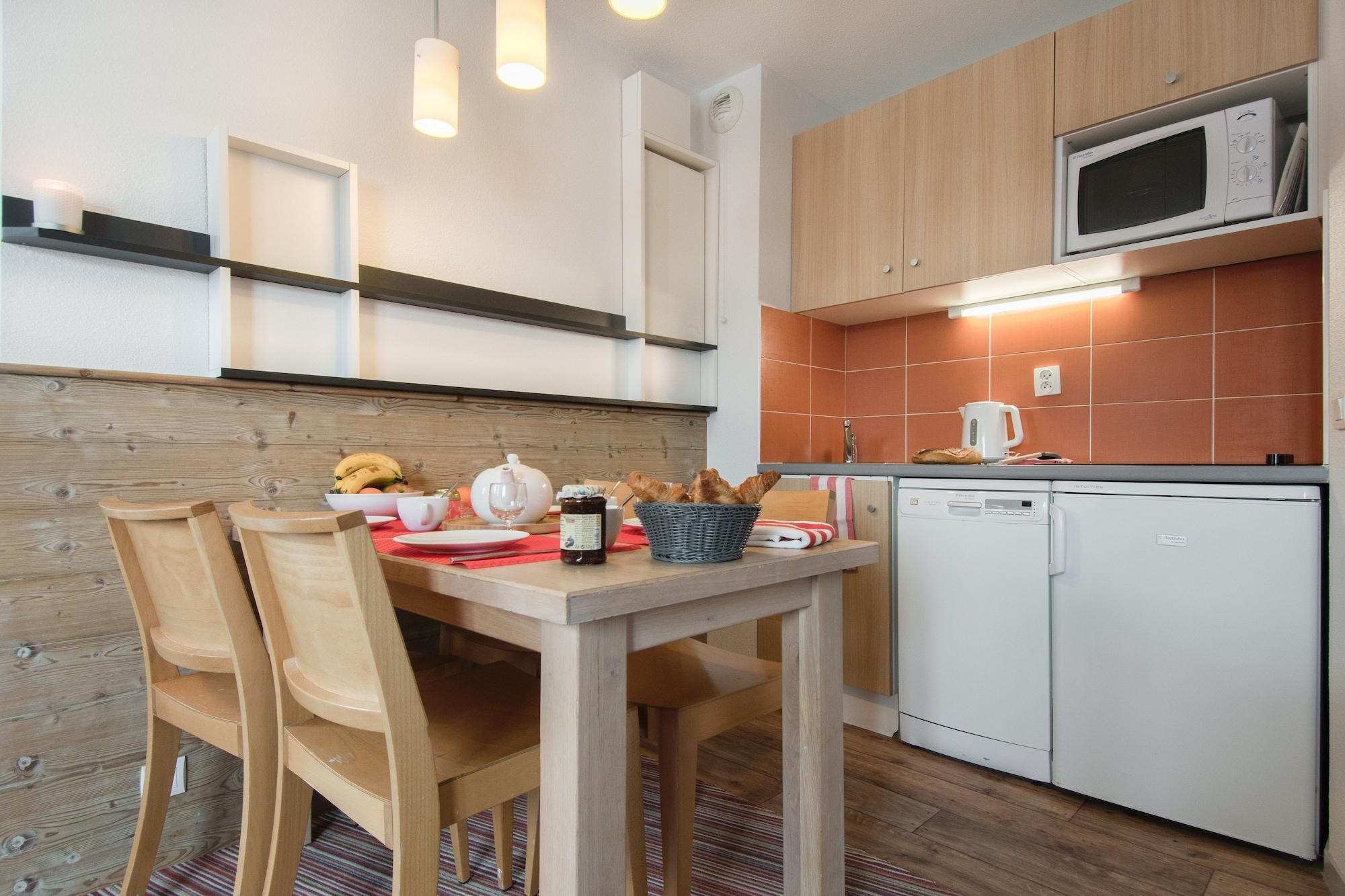 Residence Pierre & Vacances Le Britania La Tania Ngoại thất bức ảnh