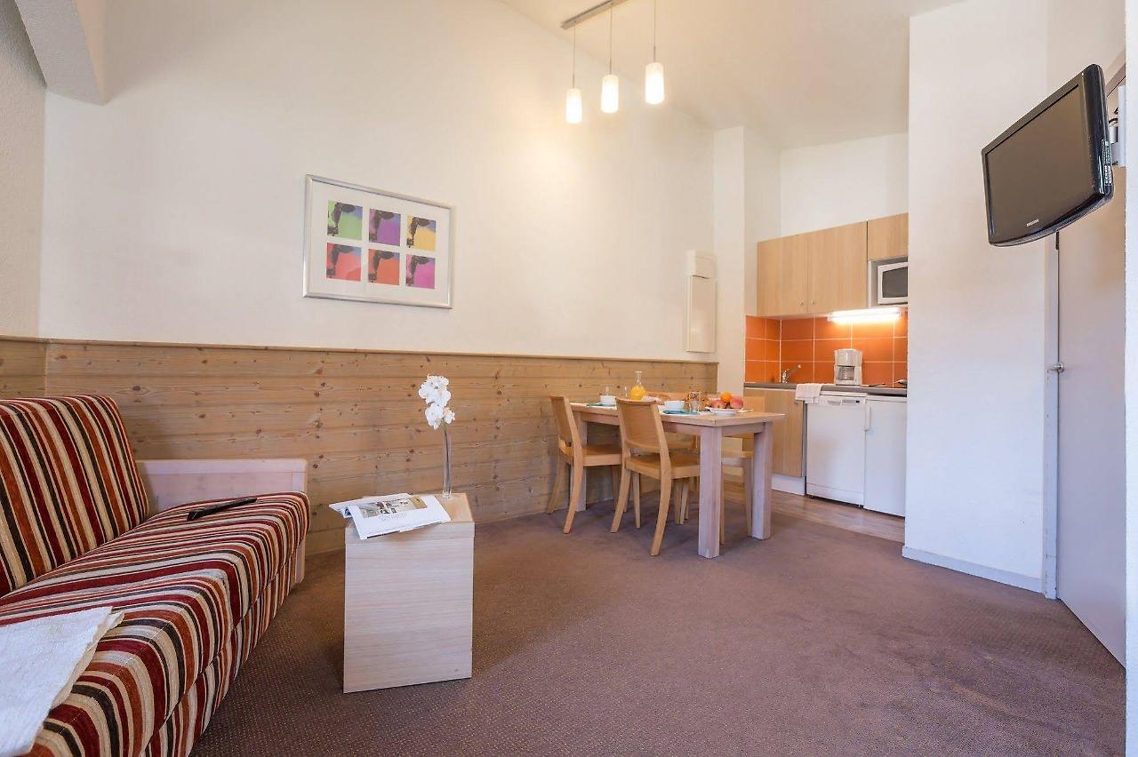 Residence Pierre & Vacances Le Britania La Tania Ngoại thất bức ảnh