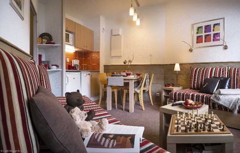 Residence Pierre & Vacances Le Britania La Tania Ngoại thất bức ảnh